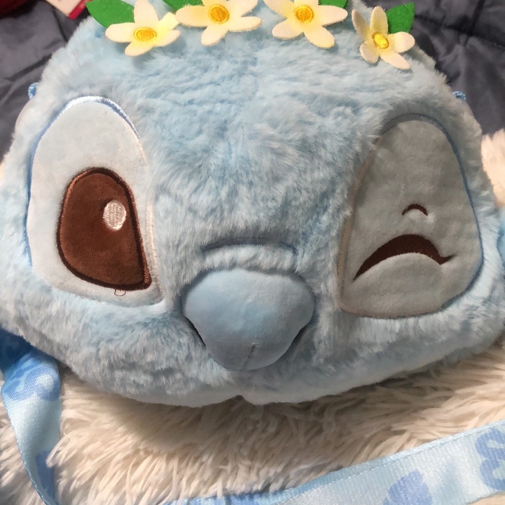 Stitch purse